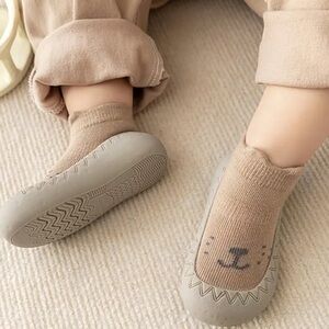 NIB Baby Shoes 12-18mo.